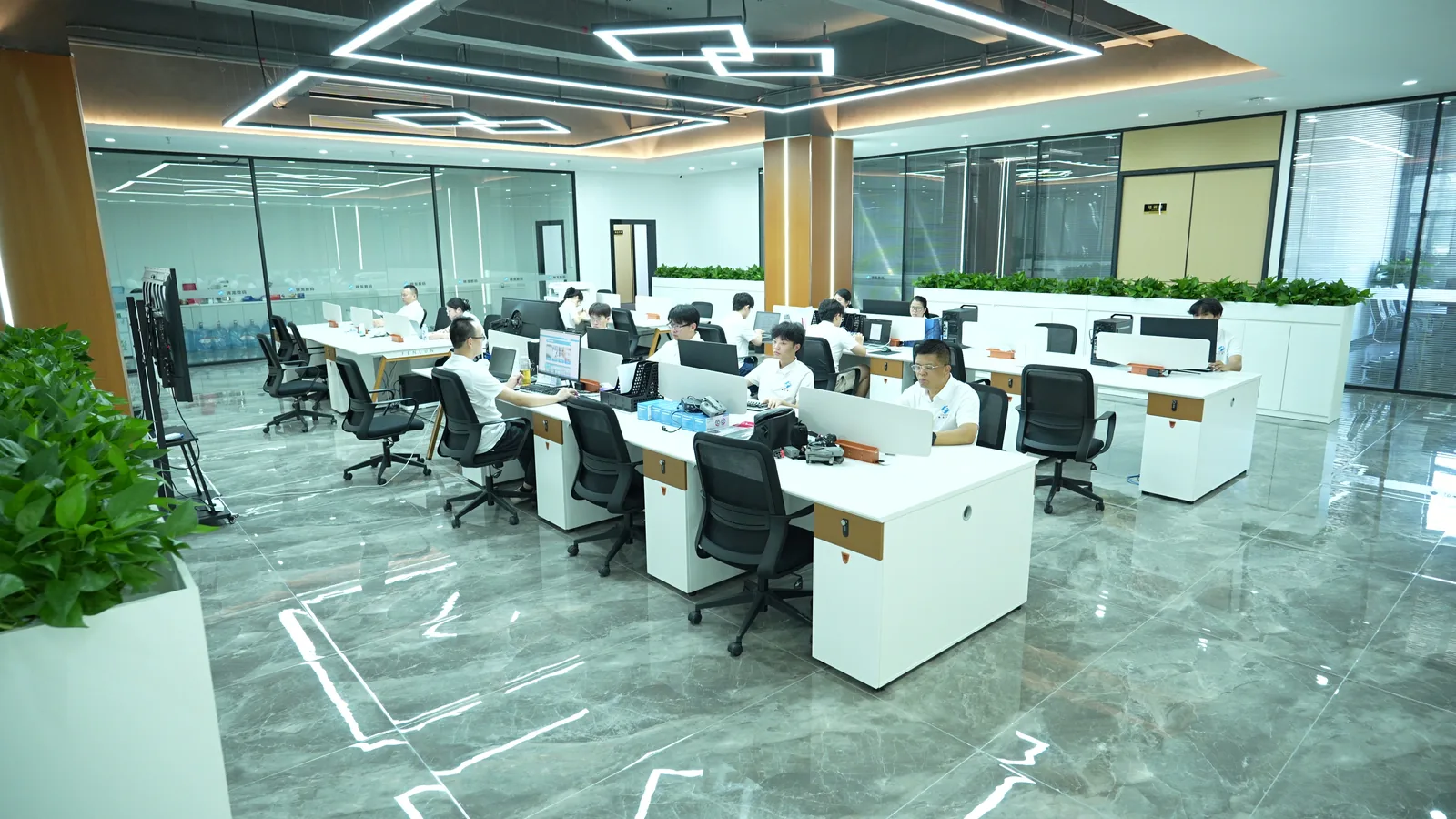 Dongguan Jinlong Office Team