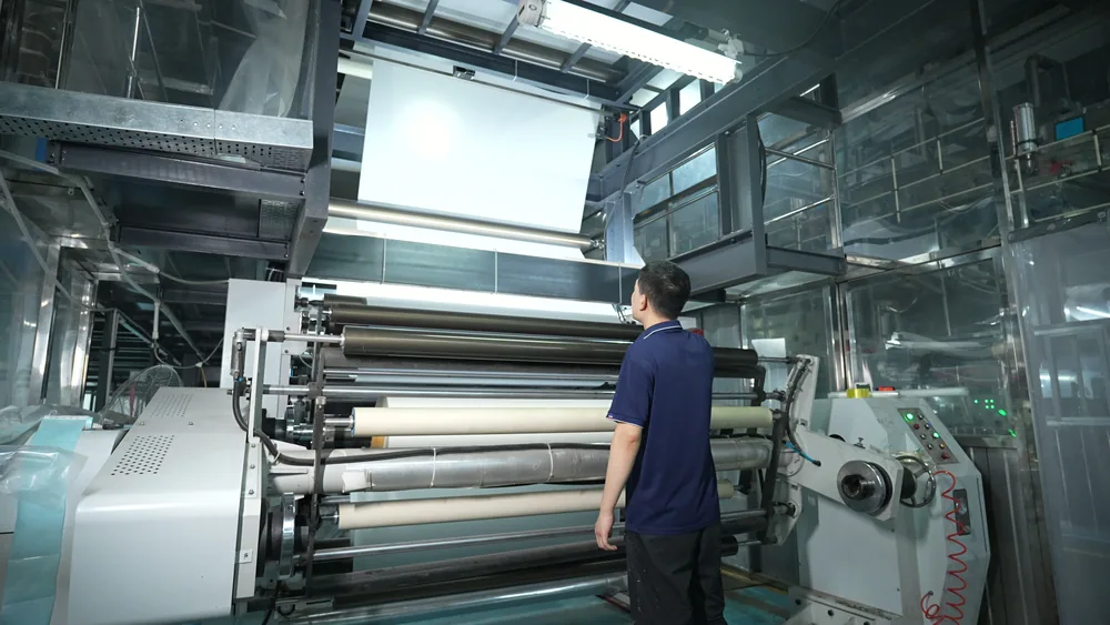 Jinlong DTF Film Manufacturing Process step 04: Visual Inspection